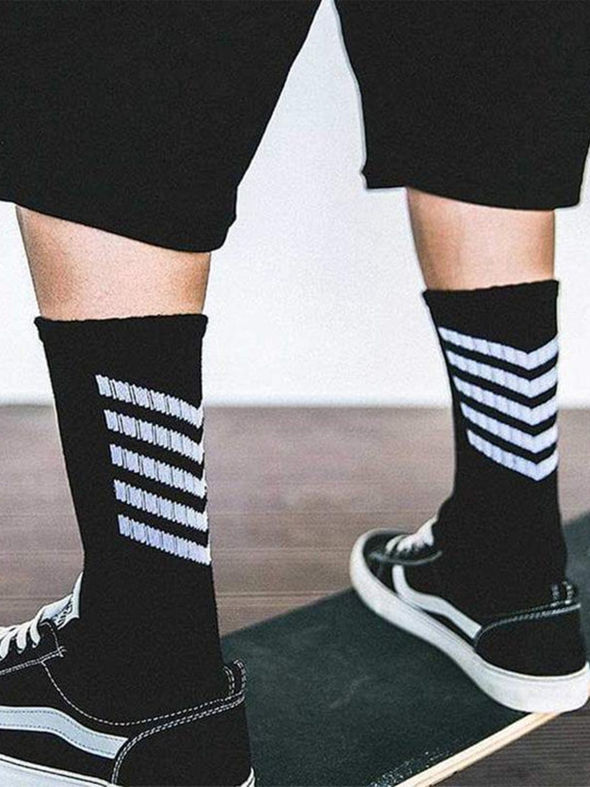 Striped Skateboard Socks 1PC Streetwear Brand Techwear Combat Tactical YUGEN THEORY