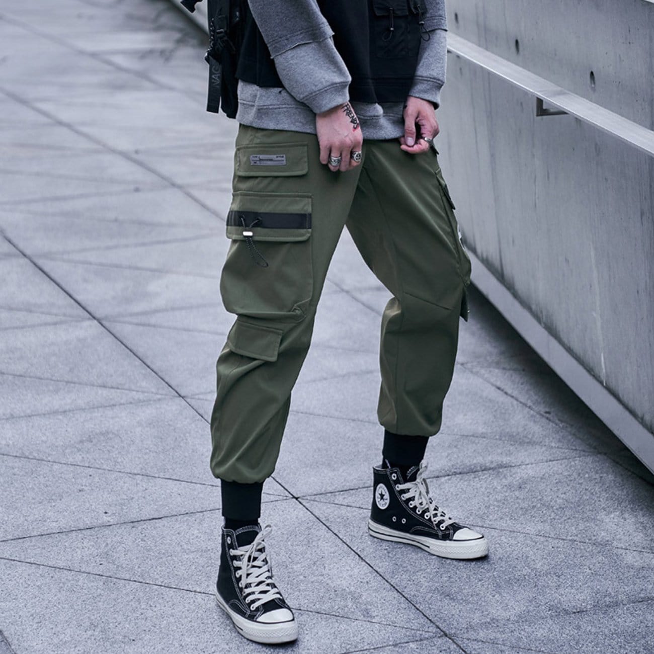 Techwear Big Zipper Pockets Print Thick Fleece Cargo Pants Streetwear Brand Techwear Combat Tactical YUGEN THEORY